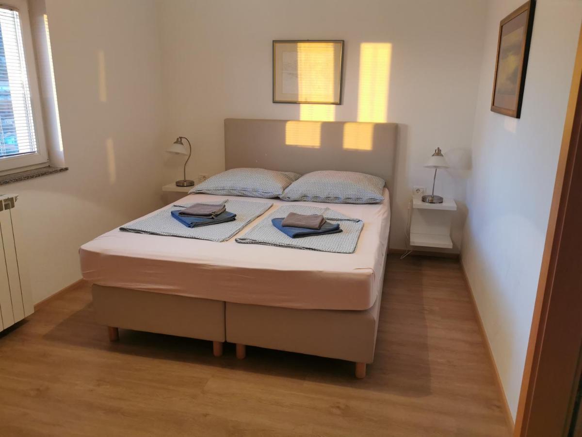Bc Apartments - Mit Zentralheizung Senj  Luaran gambar