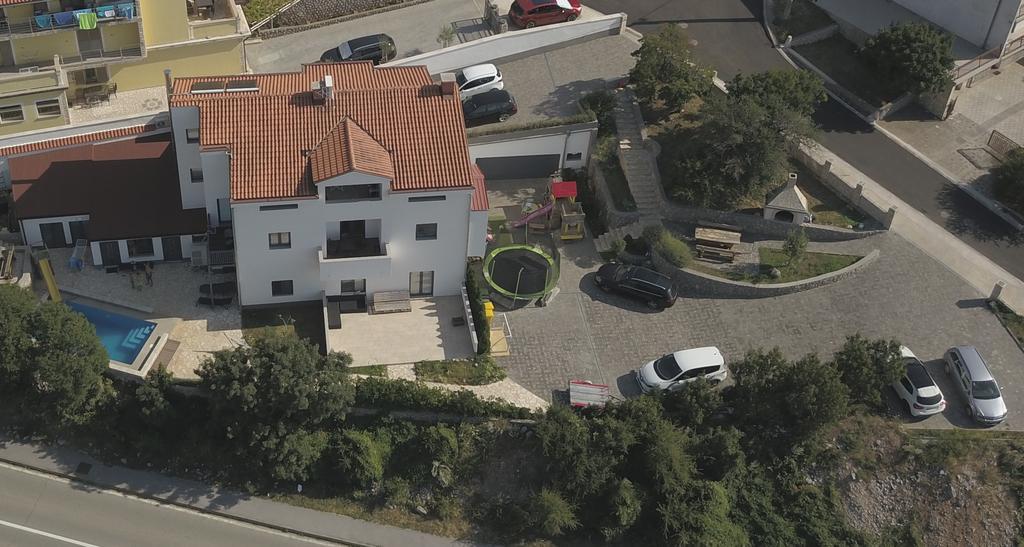 Bc Apartments - Mit Zentralheizung Senj  Luaran gambar